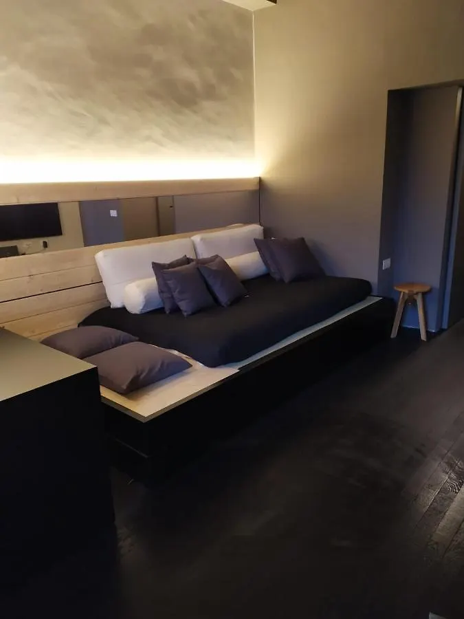 Spazio Luna Milan Italy